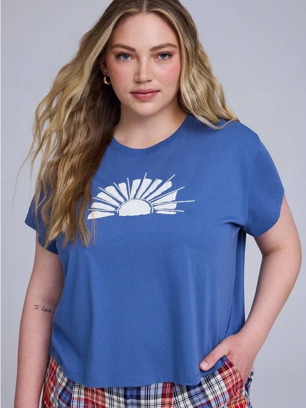 Belle Isle by Torrid Blue Sunrise Graphic Tee